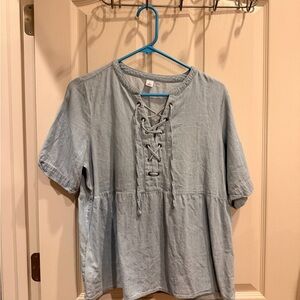 Size M Old Navy Women’s Lace-Up Women's Top